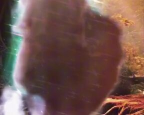 SLUTTY SNOW WHITE ESCAPES DWARFS TO FUCK GIANT COCK